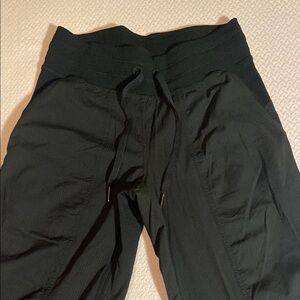 lululemon Dance Studio Mid-Rise Jogger 7/8 Length